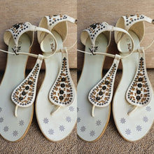Load image into Gallery viewer, Gold Studded Sandals