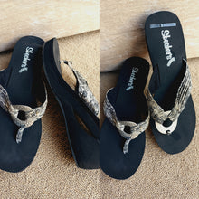 Load image into Gallery viewer, Animal Print Sandals